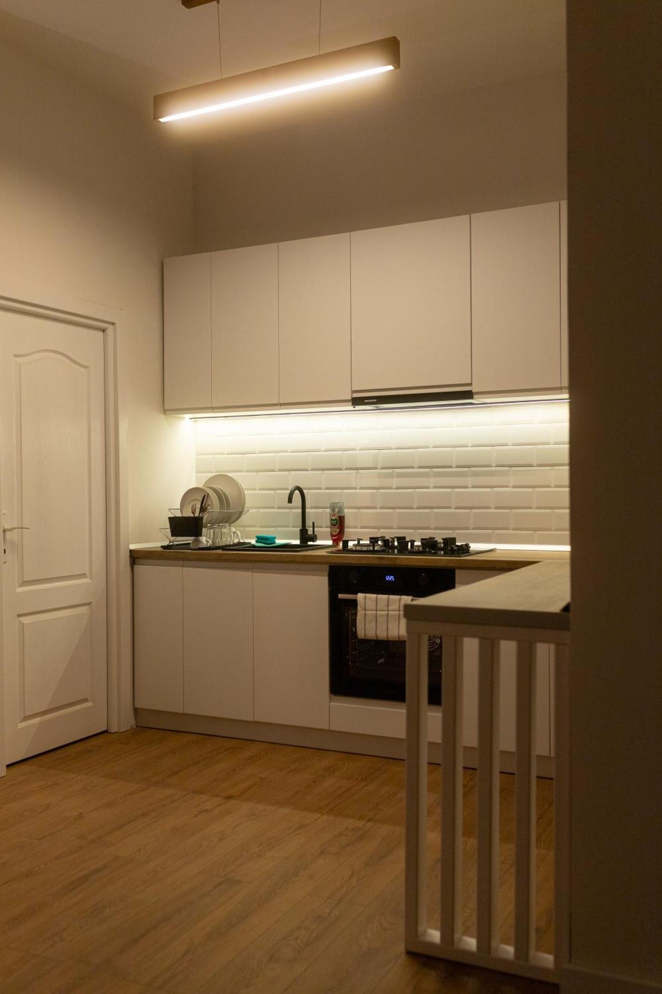 Bleyer Haus Central Apartment Oradea Exterior foto